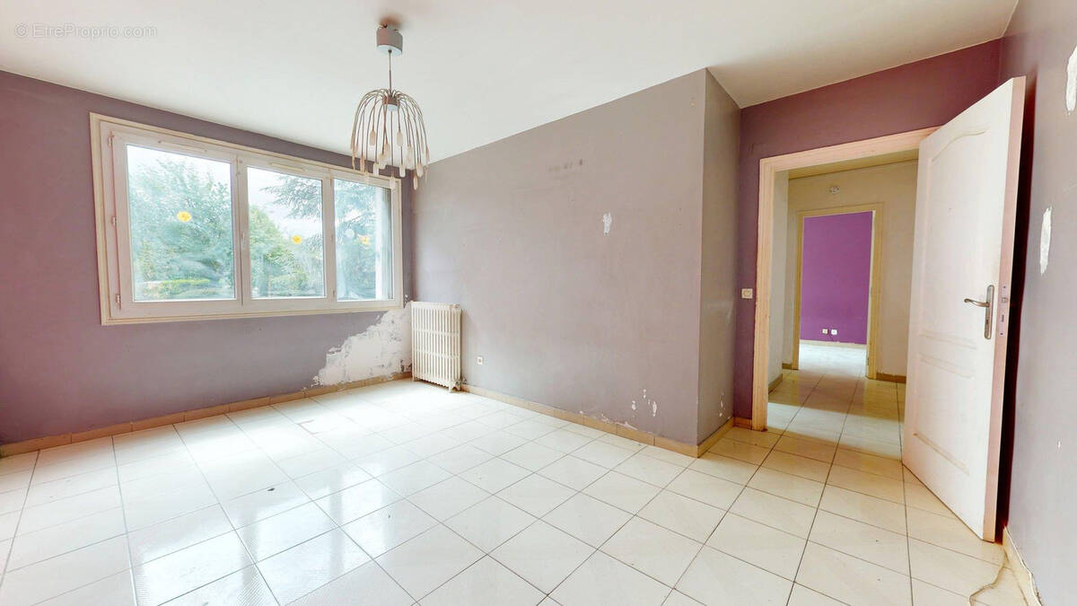 Appartement à LE BLANC-MESNIL