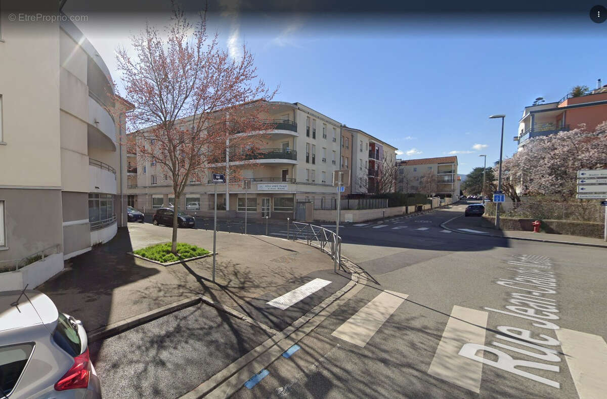 Appartement à CRAPONNE