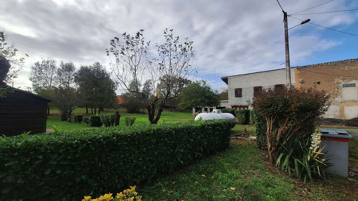 Appartement à SAINT-MARTORY