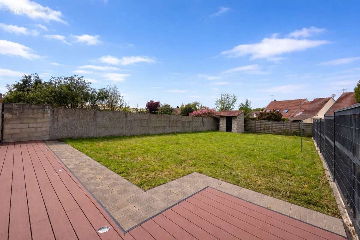 Maison à TOURNAN-EN-BRIE