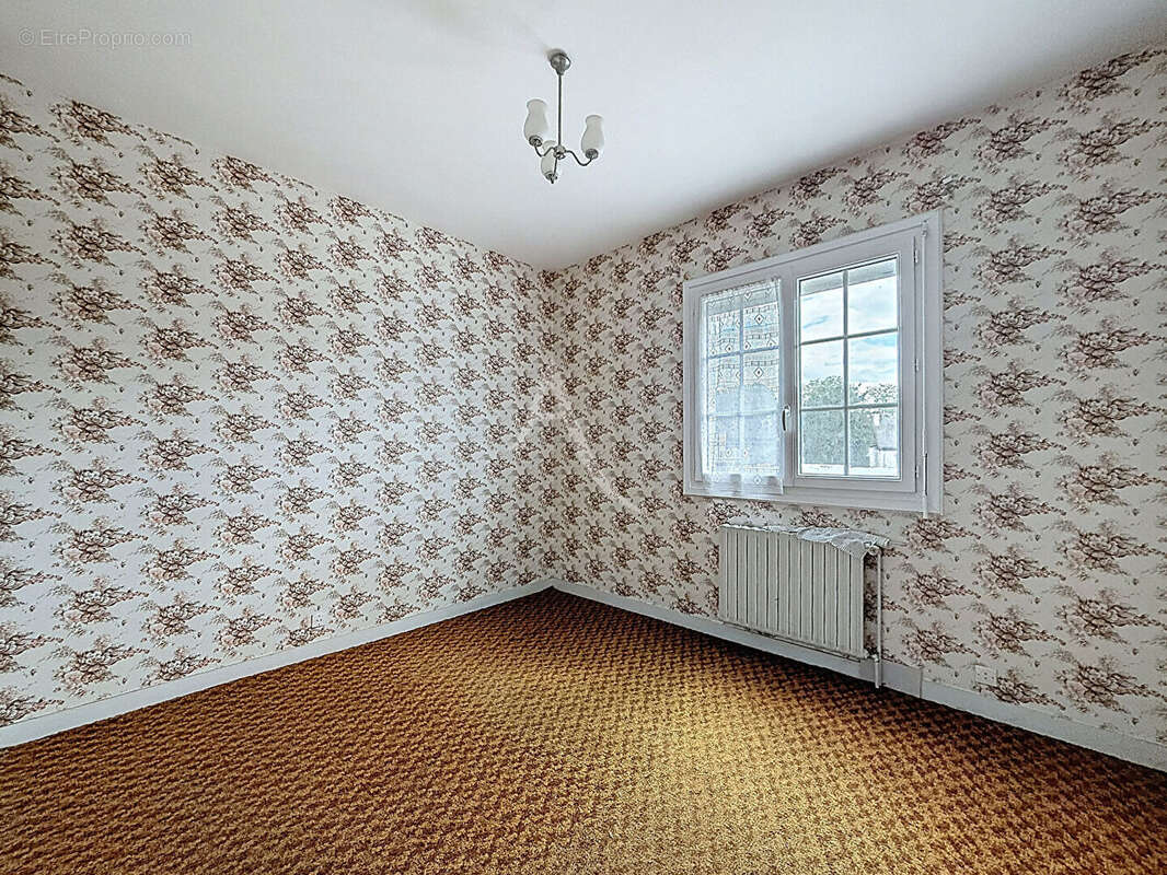 Maison à BRIOLLAY