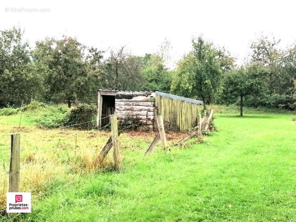 Maison à NEAUPHE-SOUS-ESSAI