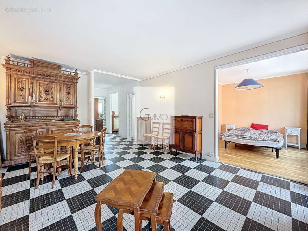 Maison à CHEVILLY-LARUE