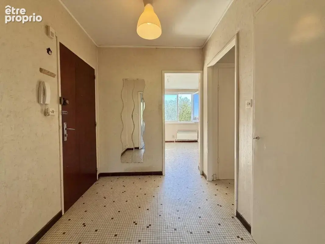 Dijon – Appartement traversant 62 m² avec vue sur l’Ouche, proche du Parc de la Colombière - photo 3