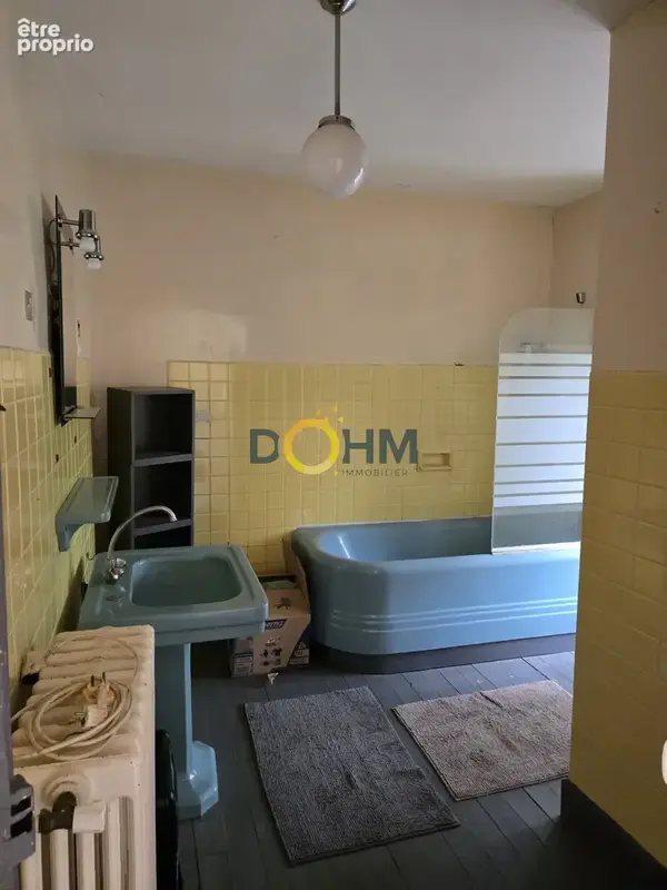Ensemble immobilier avec une maison habitation a renover + un garage 70 m2 - photo 18