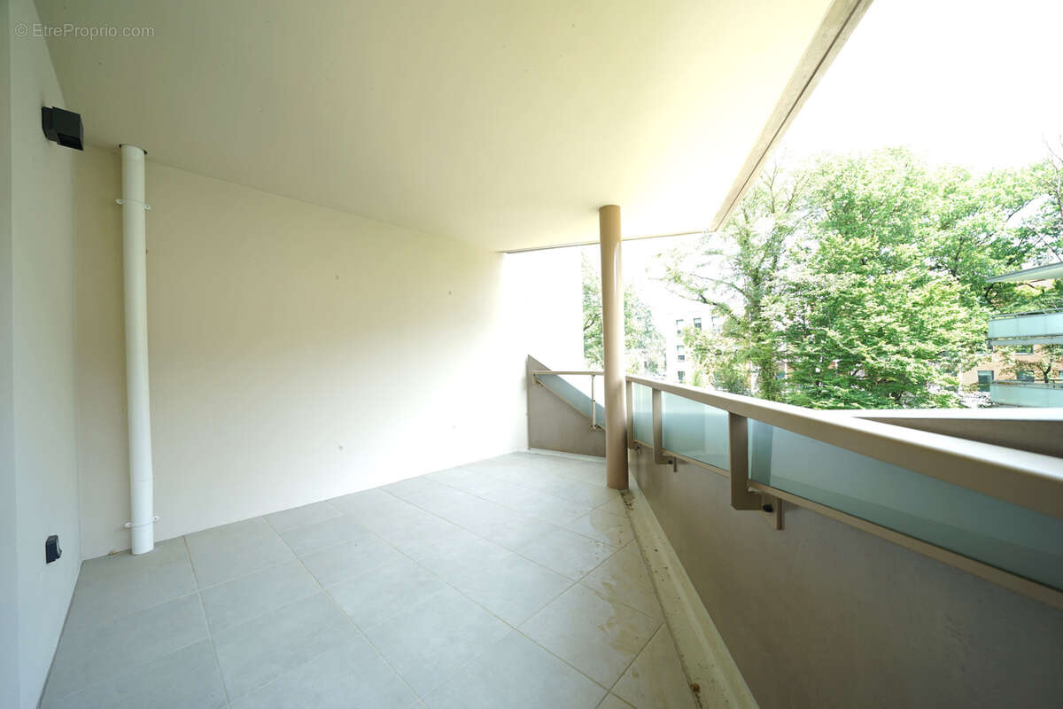 Appartement à MEYLAN