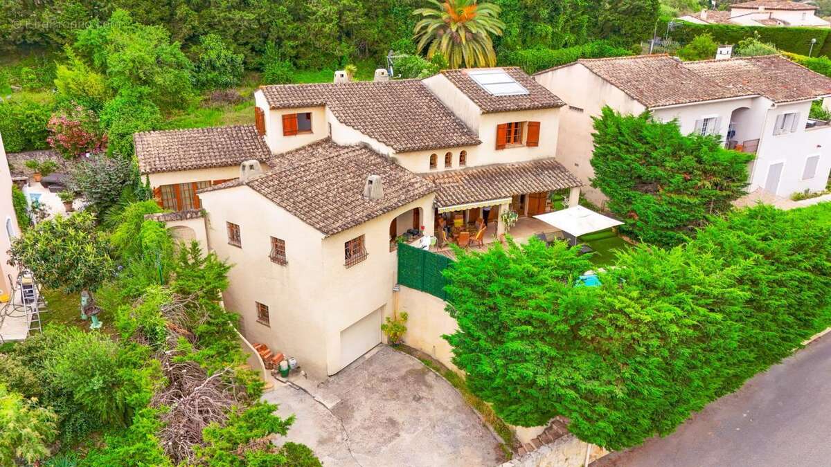 Maison à LA COLLE-SUR-LOUP