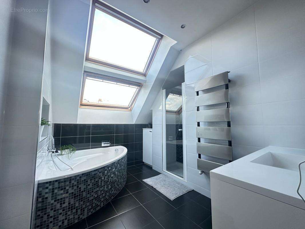 Maison à LE PLESSIS-TREVISE