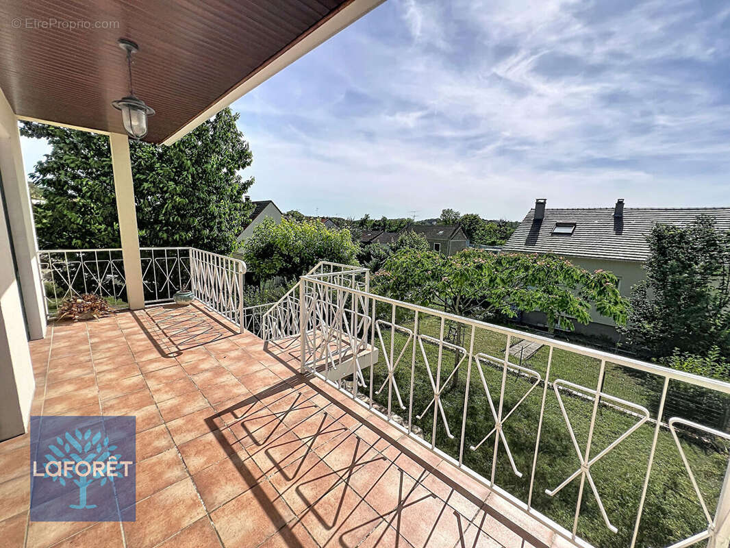 Maison à CORBEIL-ESSONNES