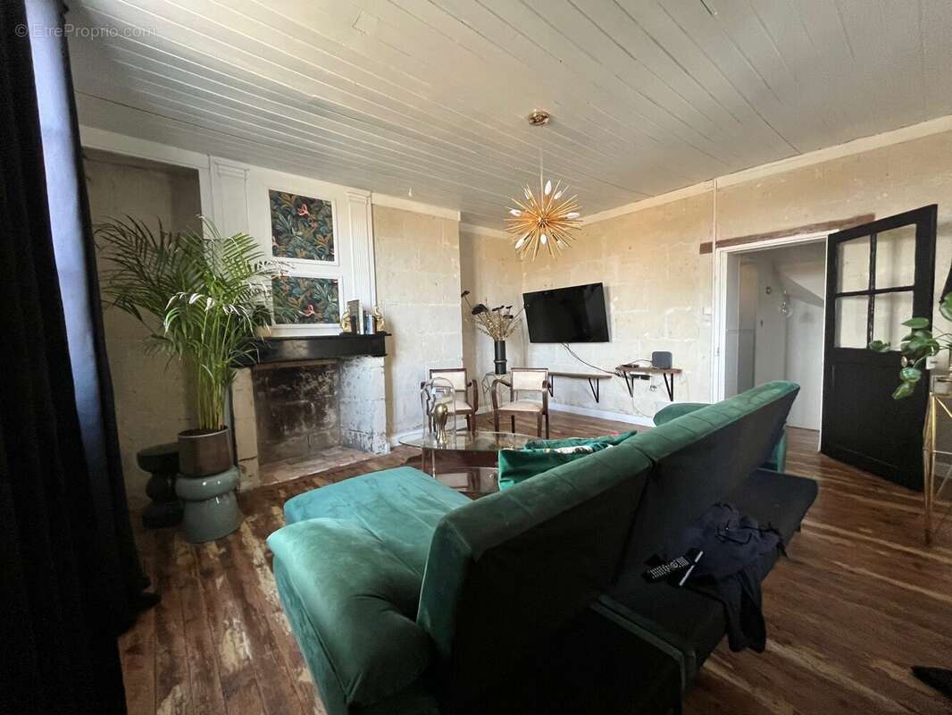 Maison à SOUZAY-CHAMPIGNY