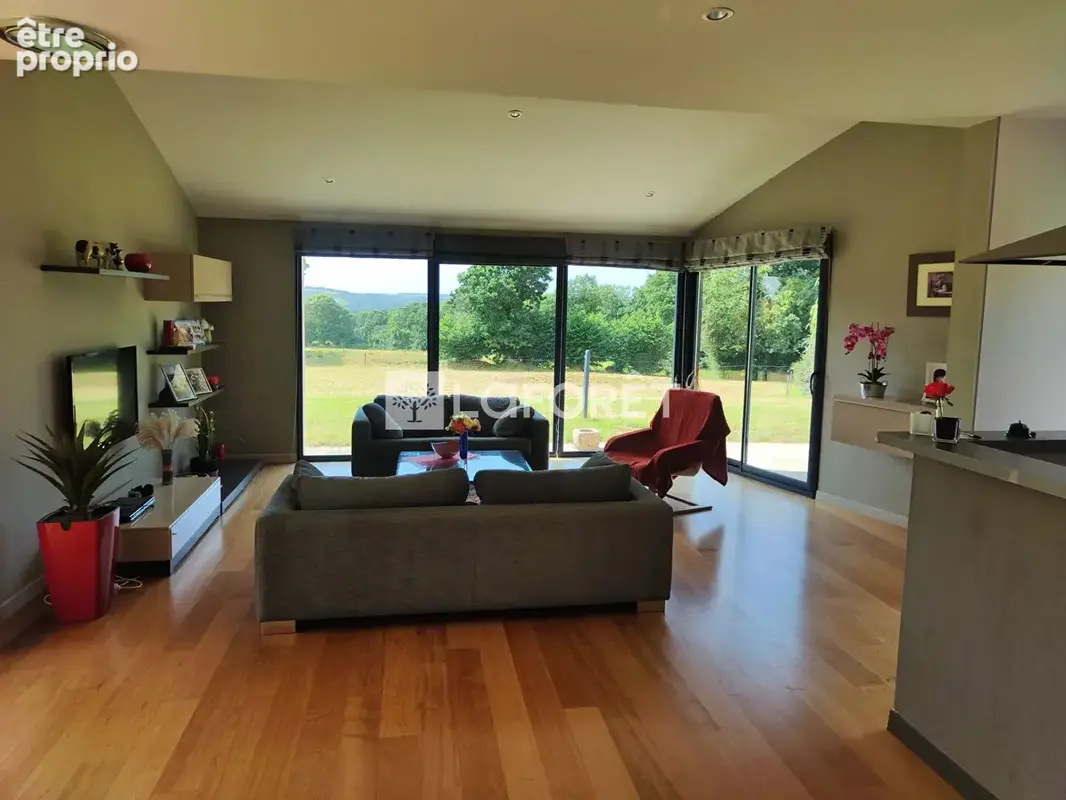 Maison d'architecte de 150 m² sur plus de 4 500 m² de terrain  À moins de 15 min au sud de Guingamp - photo 4