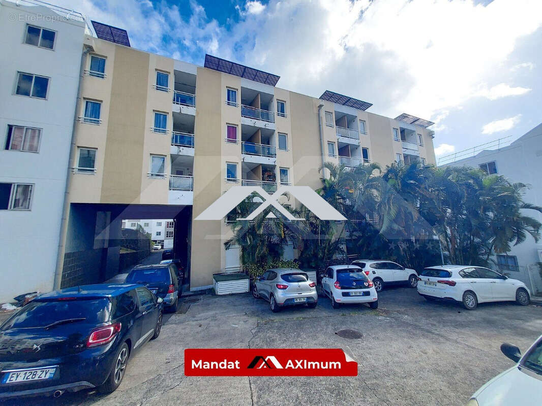 Appartement à SAINT-DENIS