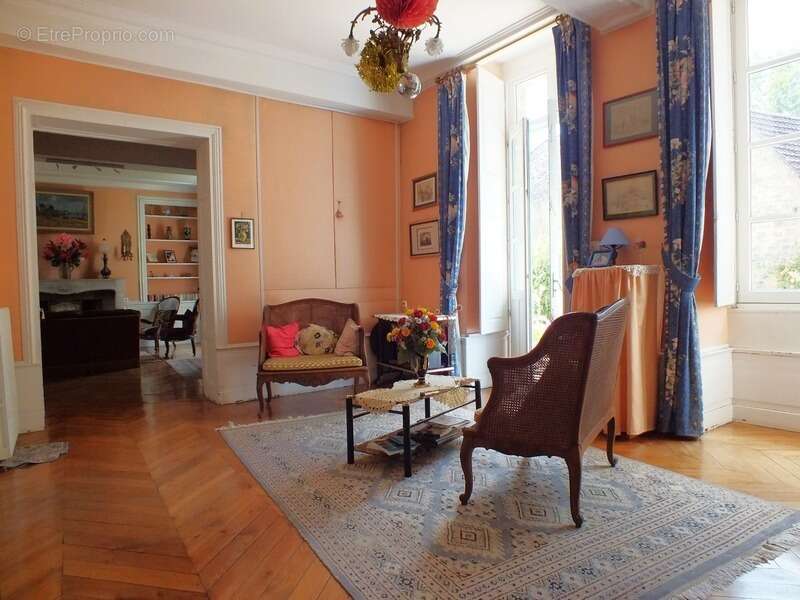 Maison à SEMUR-EN-AUXOIS