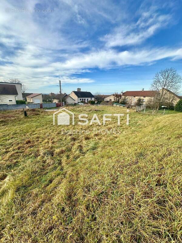 Photo 1 - Terrain à SAULX