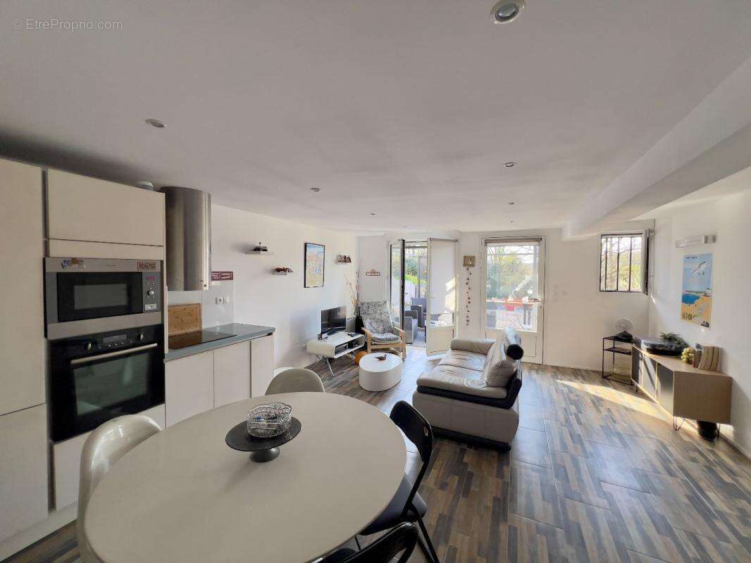 Appartement à ARBONNE
