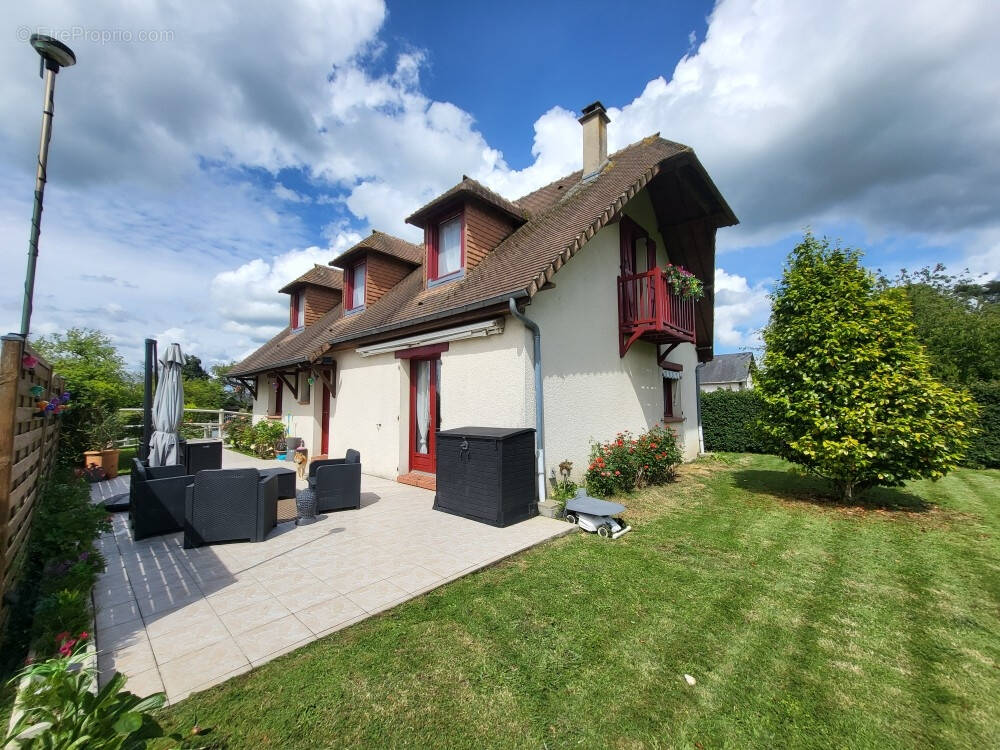 Maison à LE GROS-THEIL