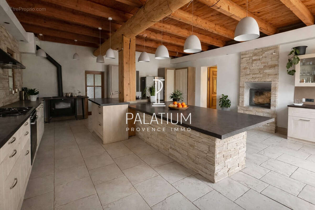 Maison à EYGALIERES