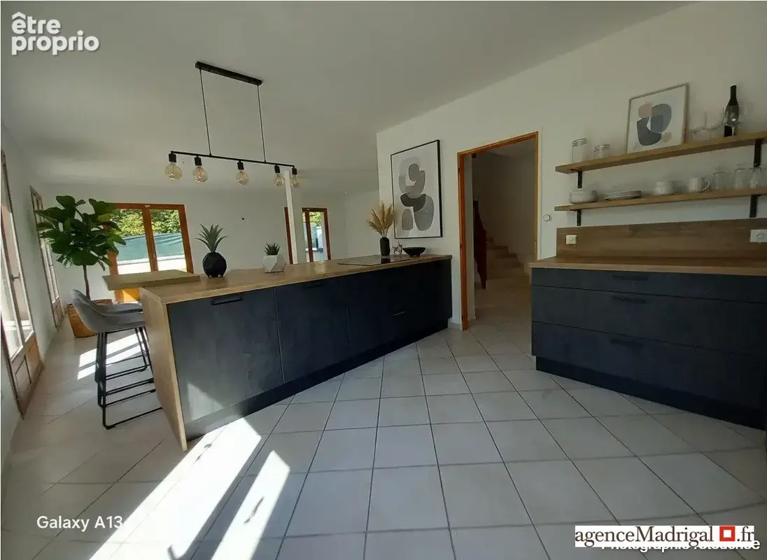 Maison 6 pièces 150 m² à vendre à Voiron (38500) - photo 3