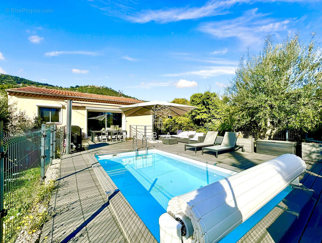 Maison à PEYMEINADE