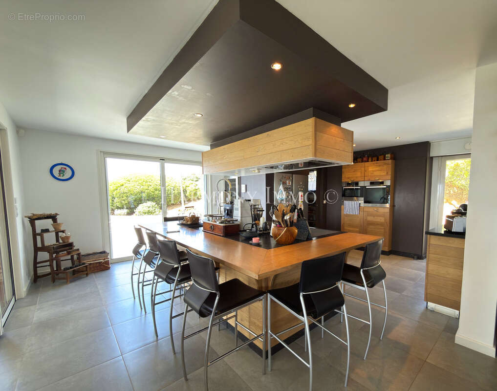 Villa avec une très belle double vue mer. - photo 3