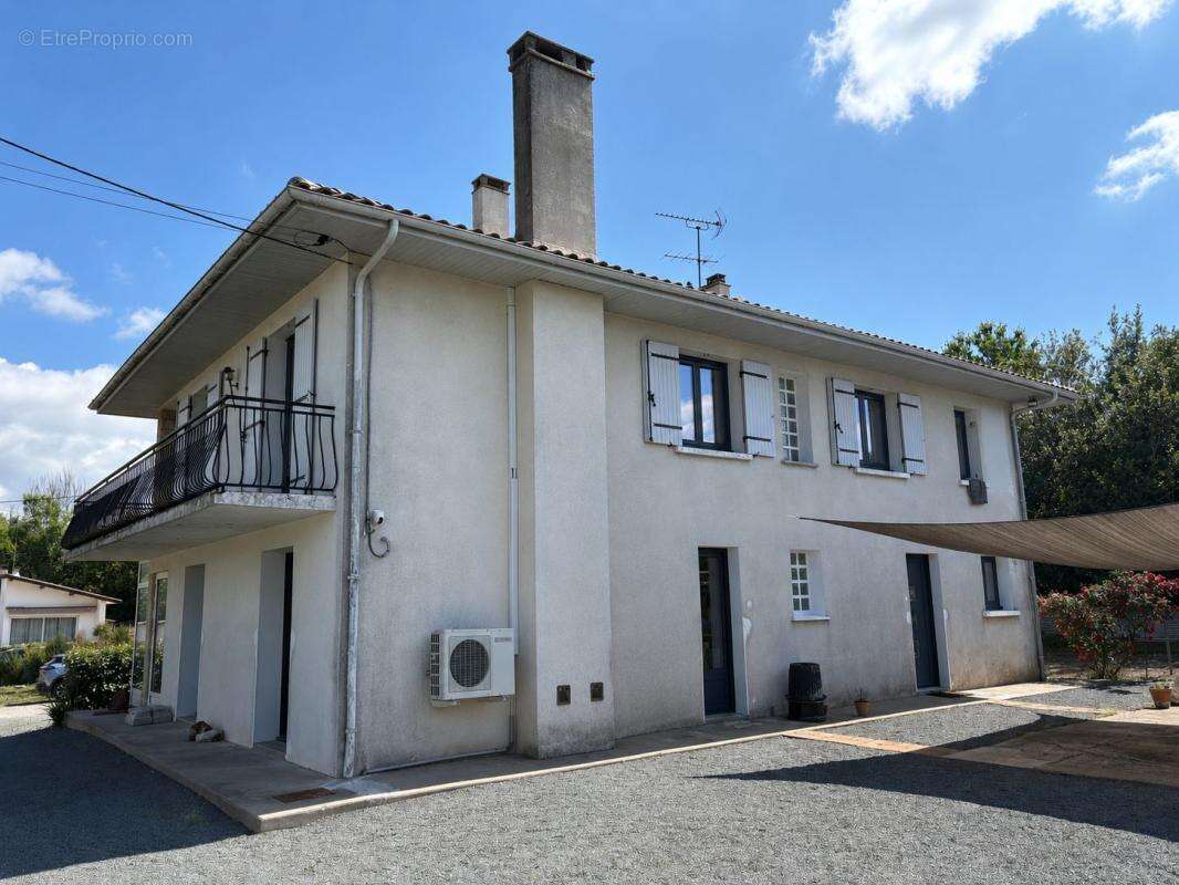 Maison à CASTETS-EN-DORTHE