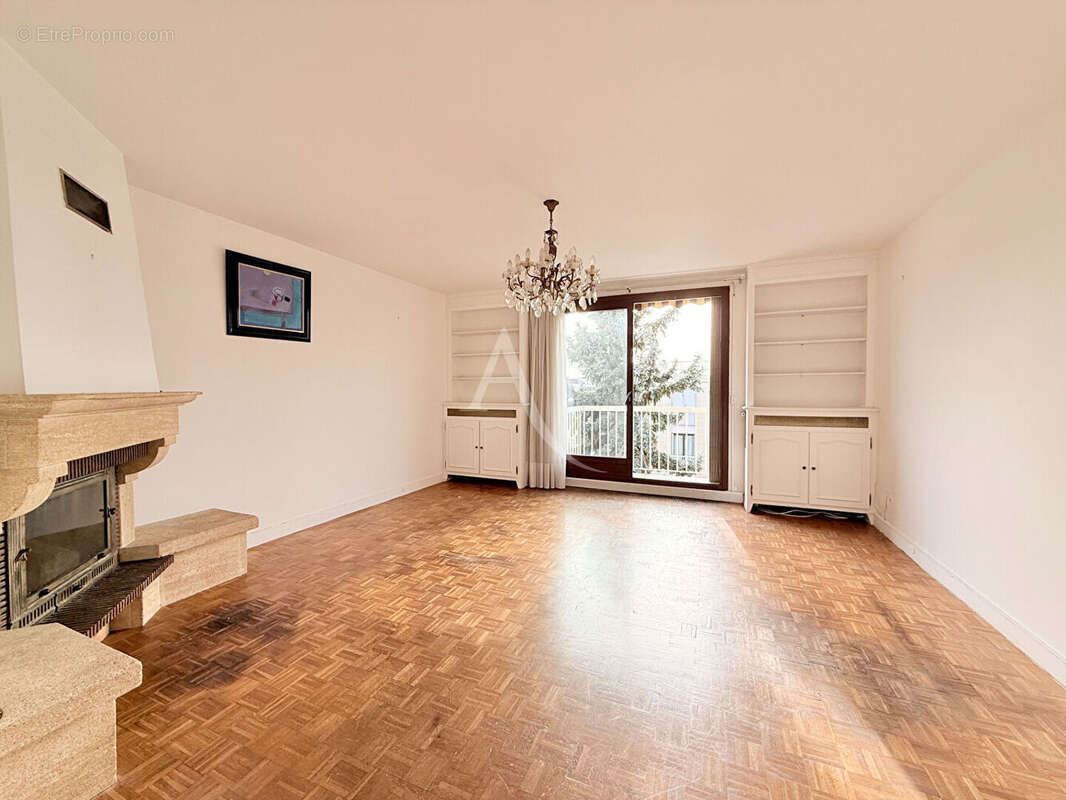 Appartement à NOGENT-SUR-MARNE