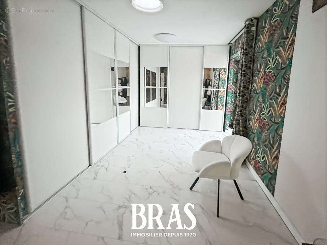 Maison à LES SORINIERES