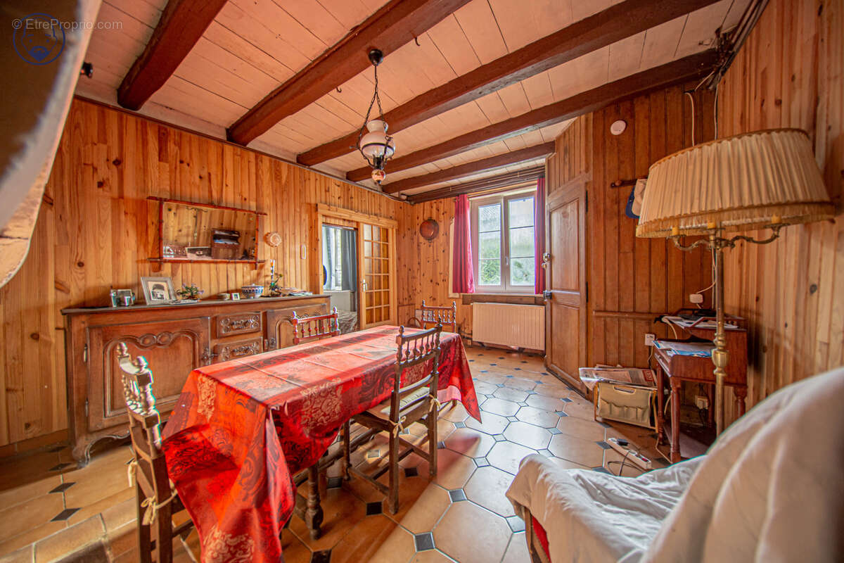 Maison à ABAINVILLE