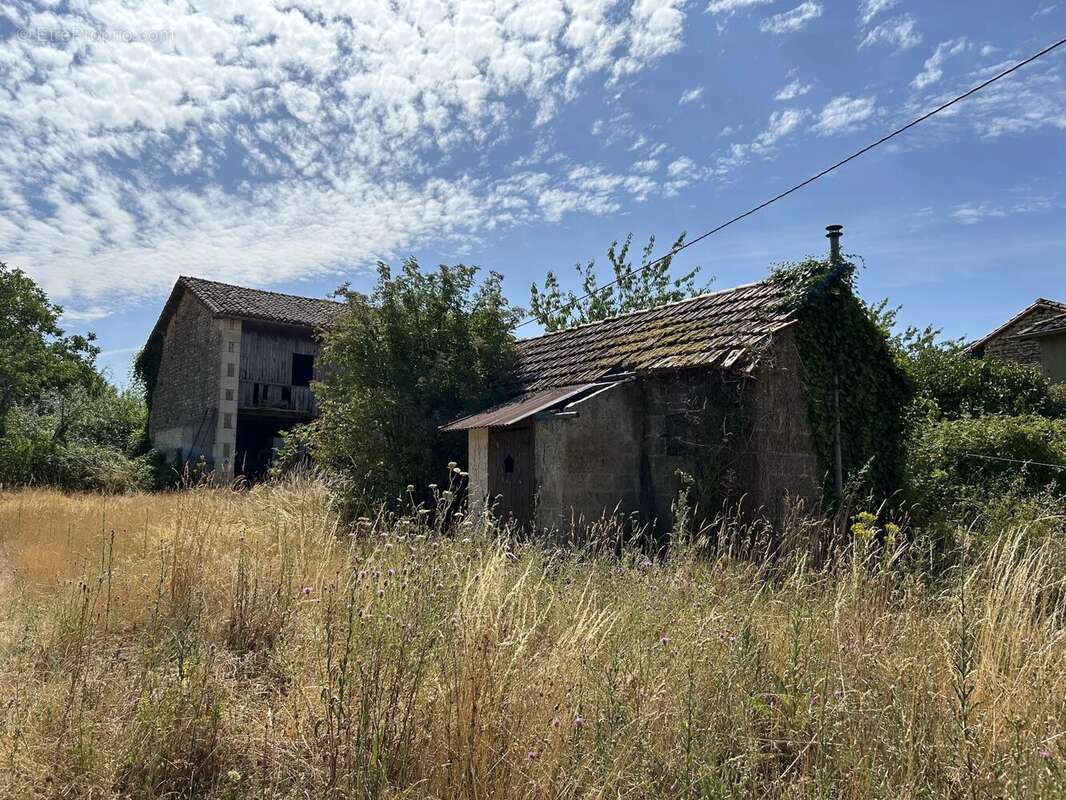Maison à SAUZE-VAUSSAIS