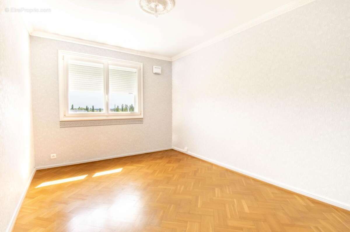 Appartement à ESSEY-LES-NANCY