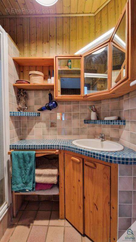 Maison à SAINT-MURY-MONTEYMOND