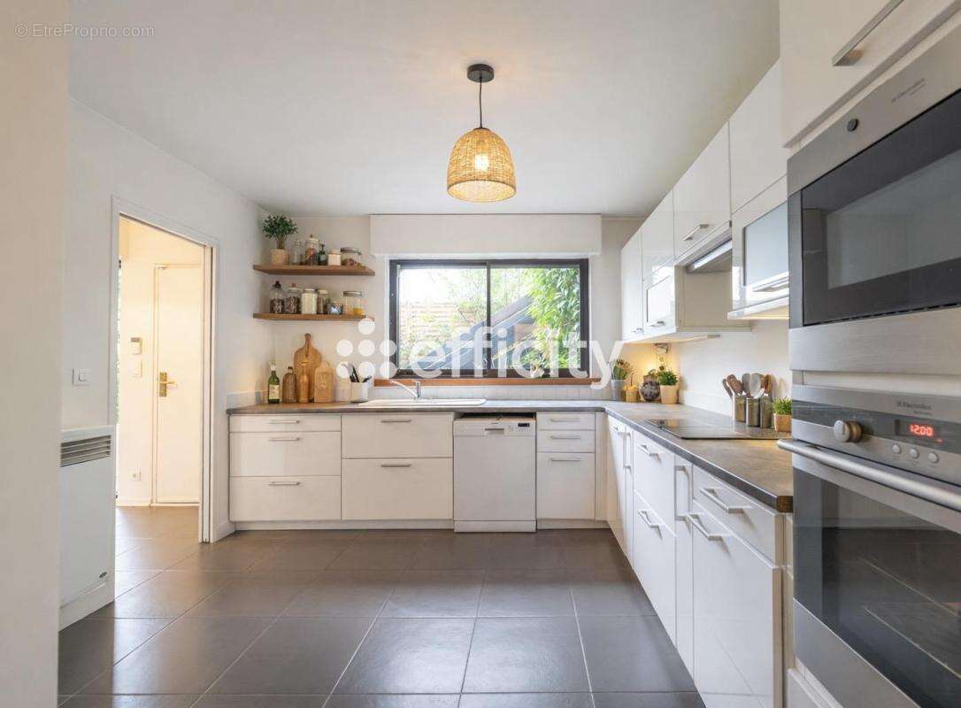 Appartement à GARCHES