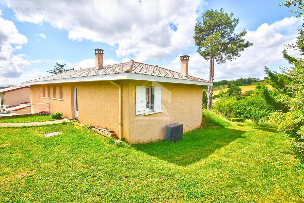 Maison à CHAZAY-D'AZERGUES