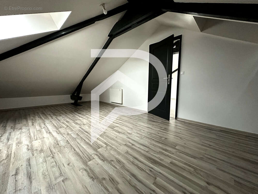 Appartement à LOUVROIL