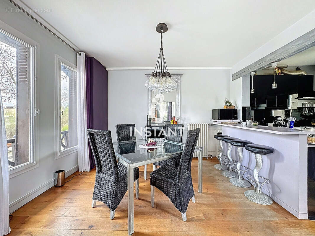 Maison à LE PERREUX-SUR-MARNE