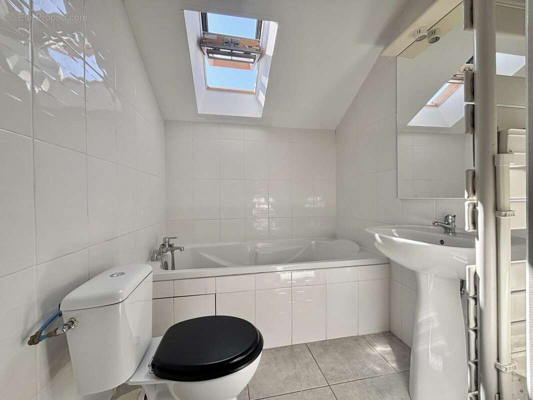 Appartement 68 m² à Pont-De-Cheruy  - photo 5