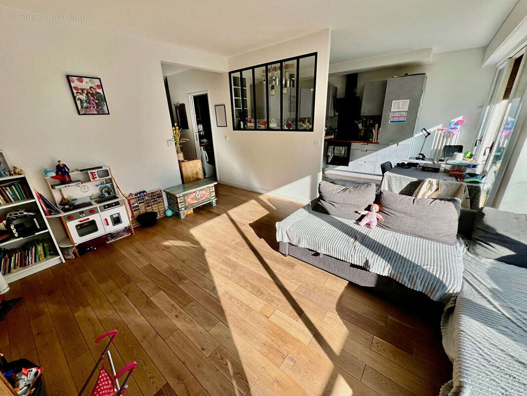 Appartement à VILLE-D&#039;AVRAY