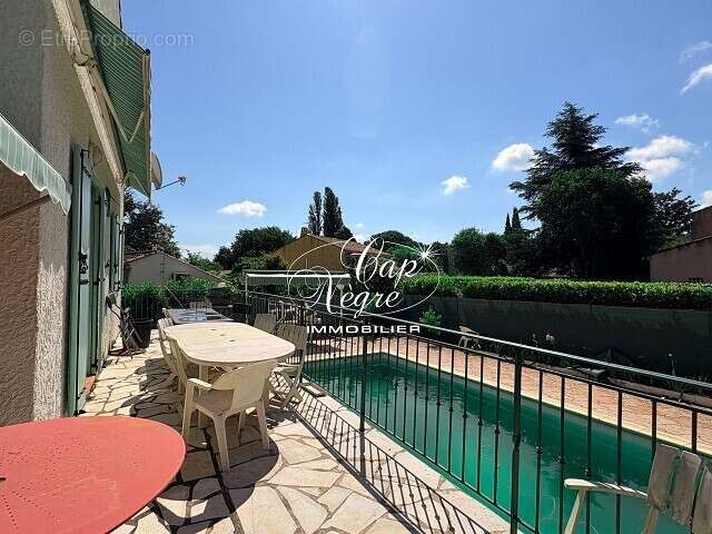 Villa à rénover avec piscine & garage à vendre aux arcs - photo 8
