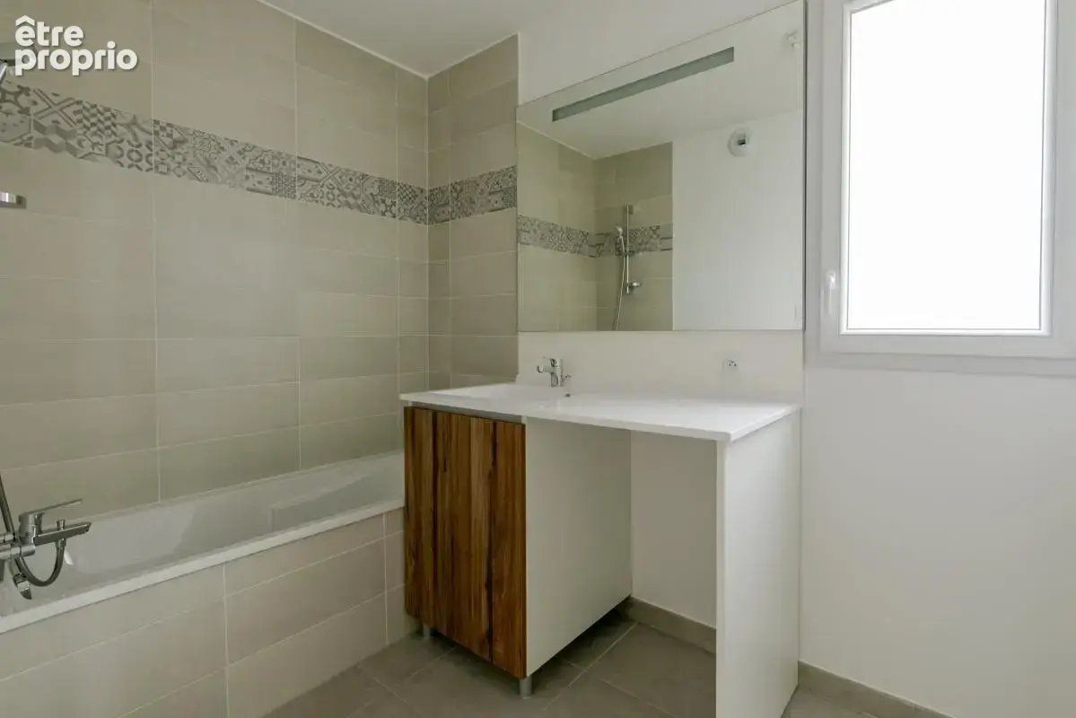 Maison avec jardin et garage - photo 10