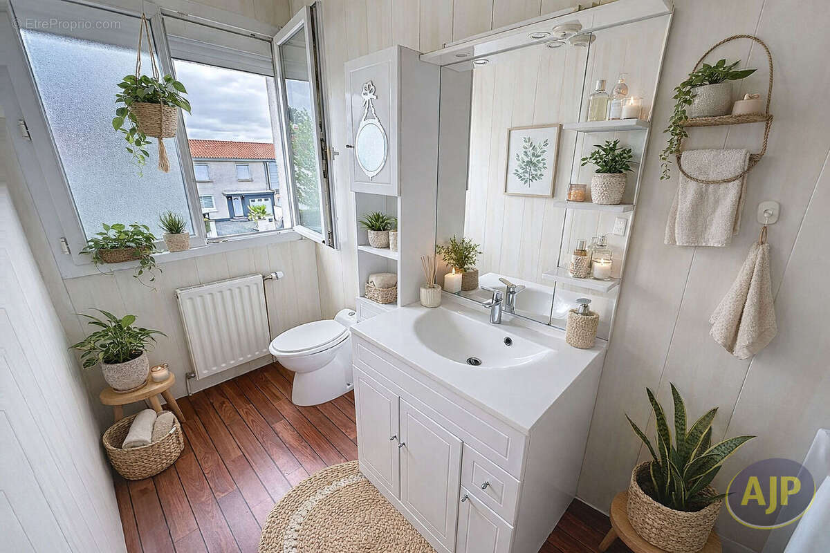 Maison à SAINT-MACAIRE-EN-MAUGES