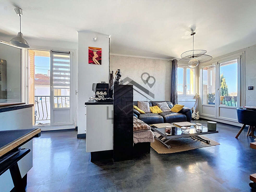 Appartement à MARIGNANE