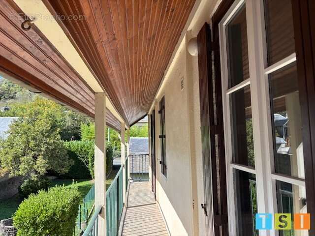 LUCHON Appartement T3 rénové en duplex avec jardinet privatif - photo 12