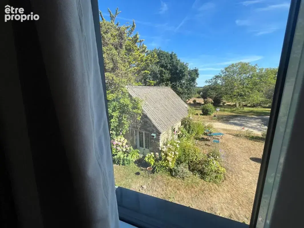 Un charme fou au cœur de Plouezoc’h ! Ensemble immobilier : maison principale, studio et dépendance - photo 14