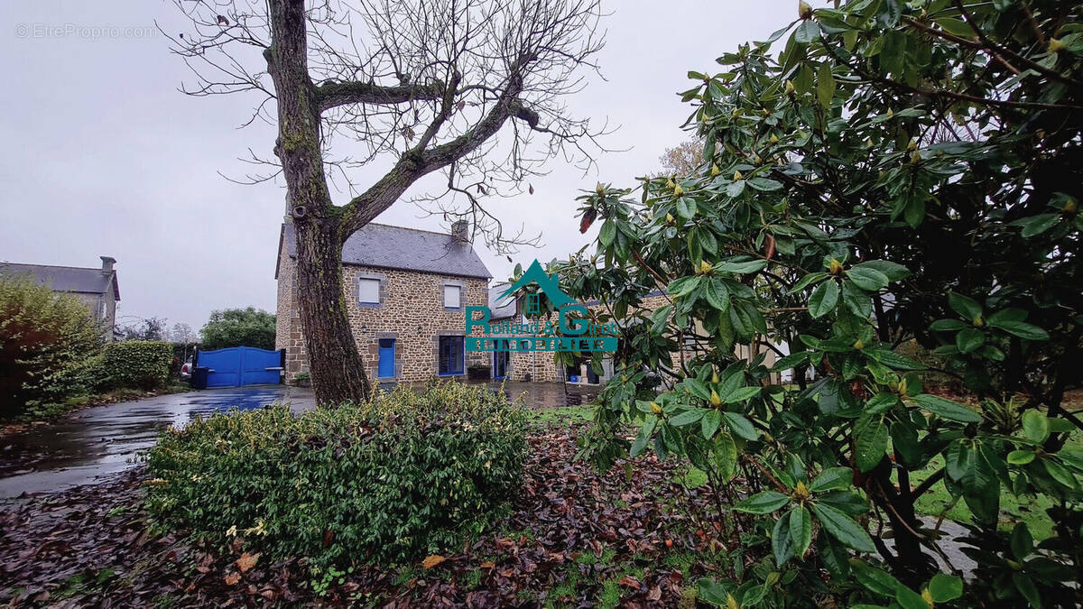 Maison à SAINT-AUBIN-DU-CORMIER