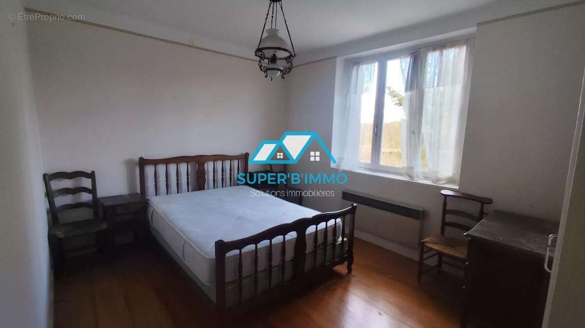 Maison à MAZEYRAT-D&#039;ALLIER