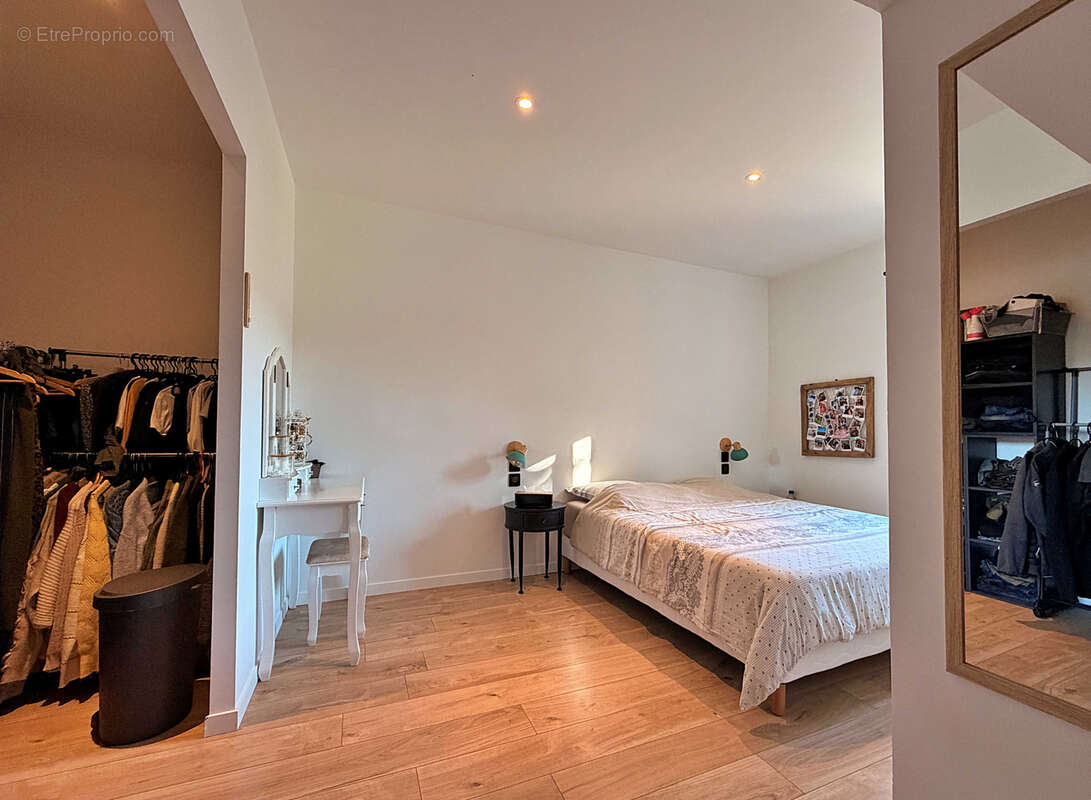 Maison à BOURGOIN-JALLIEU