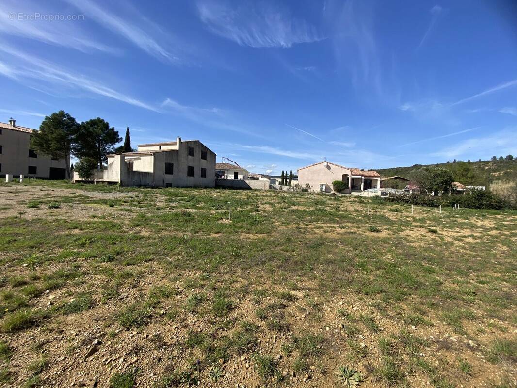 Terrain à CESSENON-SUR-ORB