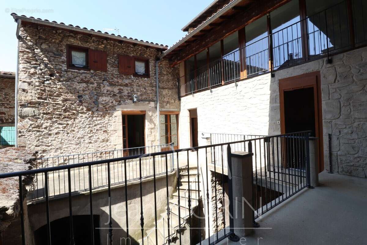 Maison à BEAUCHASTEL