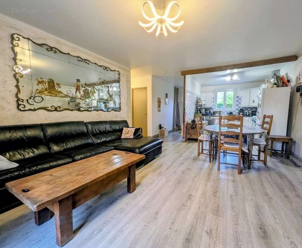 Maison à COULOMMIERS