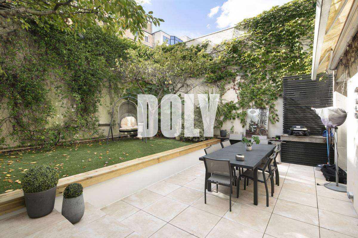 Appartement à LEVALLOIS-PERRET